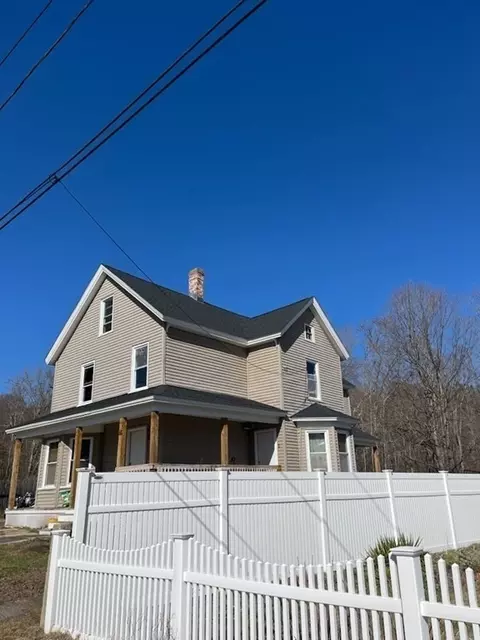 18 Dean St, Warren, MA 01083 photo 2