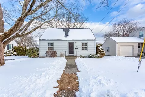 80 Lewis Ave, Somerset, MA 02726
