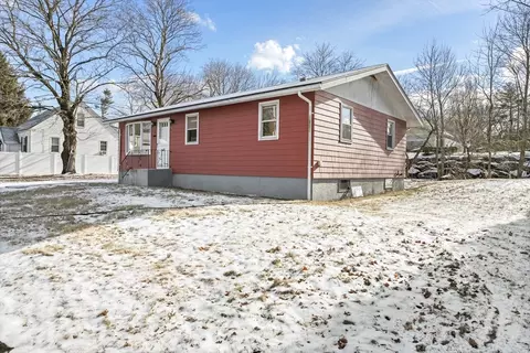11 Anthony Dr, Cumberland, RI 02864