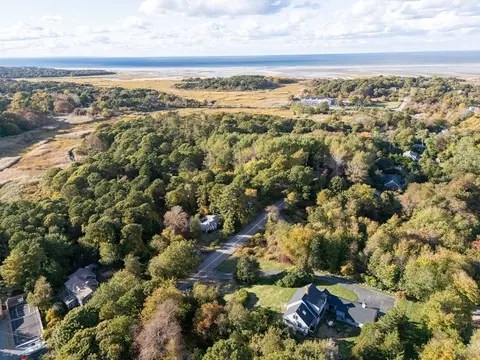 144 Paines Creek Rd, Brewster, MA 02631