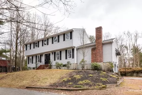 55 Milton St, Milton, MA 02186