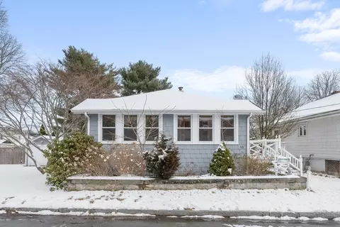 53 Clifford Ave, Brockton, MA 02301