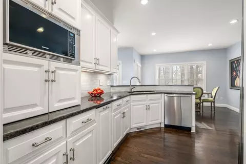 11 Deer Path, Natick, MA 01760 photo 6