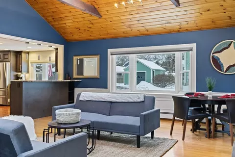 Living - 7 Sheridan Ave, Maynard, MA 01754 photo 4 of 8