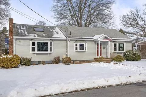 Exterior - 7 Sheridan Ave, Maynard, MA 01754 photo 3 of 9