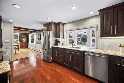 Kitchen - 7 Sheridan Ave, Maynard, MA 01754 photo 4 of 6