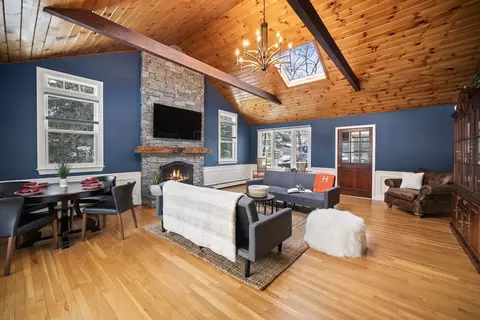 Living - 7 Sheridan Ave, Maynard, MA 01754 photo 8 of 8