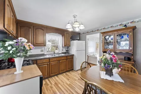 252 Mallowhill Rd, Springfield, MA 01129 photo 6