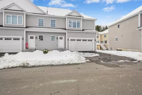 18 Pouts Ln #18, Uxbridge, MA 01569