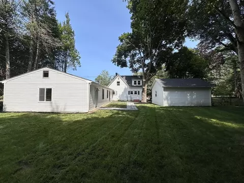 201 Long Pond Rd, Plymouth, MA 02360