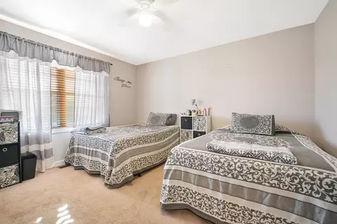 33 Commonwealth Ave, Fall River, MA 02721 photo 9