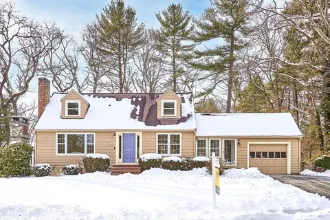 20 Roberts Rd, Wilmington, MA 01887