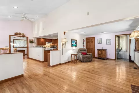 5 Bell Rd Ext, Bourne, MA 02532 photo 3