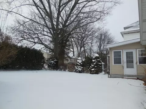 Exterior - 77 Austin St, Chicopee, MA 01013 photo 2 of 3