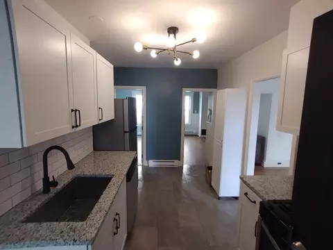 786 Social St, Woonsocket, RI 02895 photo 9