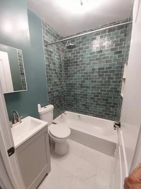 786 Social St, Woonsocket, RI 02895 photo 21