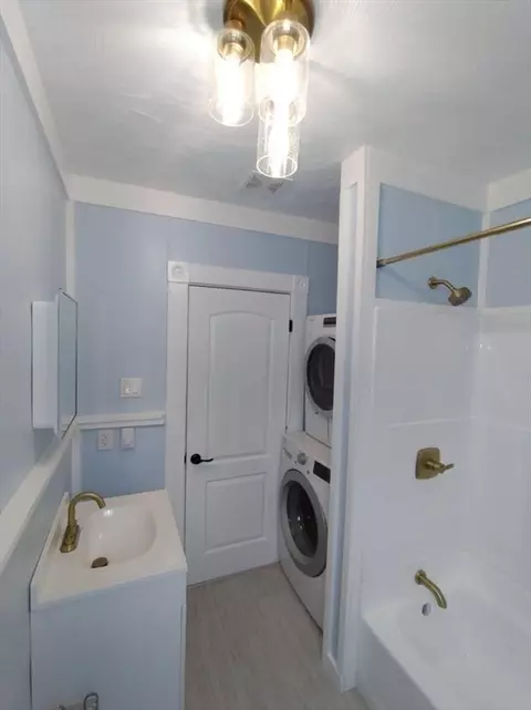 786 Social St, Woonsocket, RI 02895 photo 17