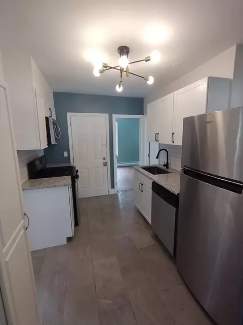786 Social St, Woonsocket, RI 02895 photo 10