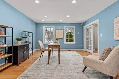 227 Mohawk Rd, Raynham, MA 02767 photo 6