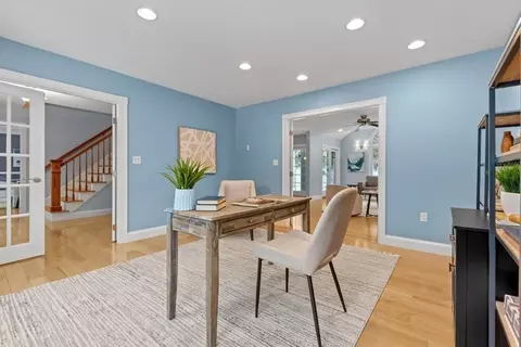227 Mohawk Rd, Raynham, MA 02767 photo 5