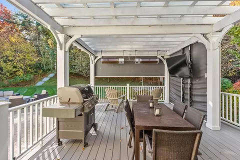 227 Mohawk Rd, Raynham, MA 02767 photo 41