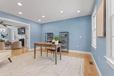 227 Mohawk Rd, Raynham, MA 02767 photo 7