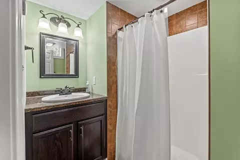 227 Mohawk Rd, Raynham, MA 02767 photo 38