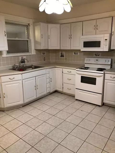 73 75a Francis St # A, Everett, MA 02149 photo 9