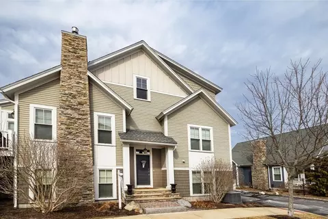 62 Parkview St, Weymouth, MA 02190