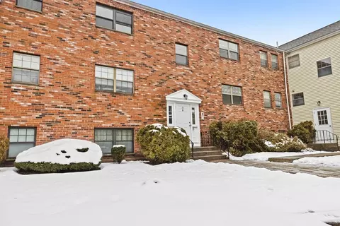 8 Jackson St #B6, Quincy, MA 02169