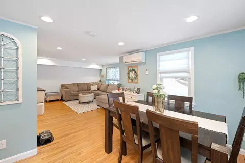 Dining - 14 Boston Rd, Sutton, MA 01590 photo 2 of 2