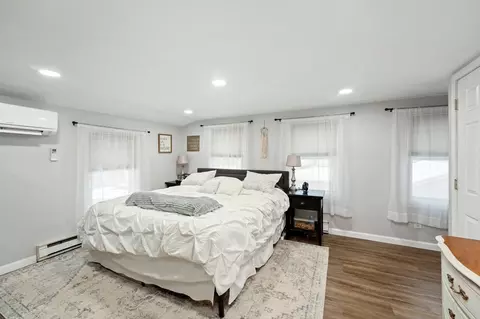 Bedroom - 14 Boston Rd, Sutton, MA 01590 photo 2 of 3