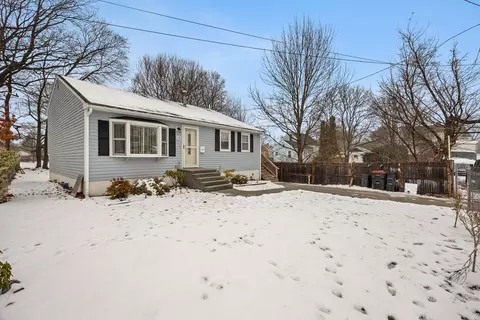 15 Orange St, Brockton, MA 02301