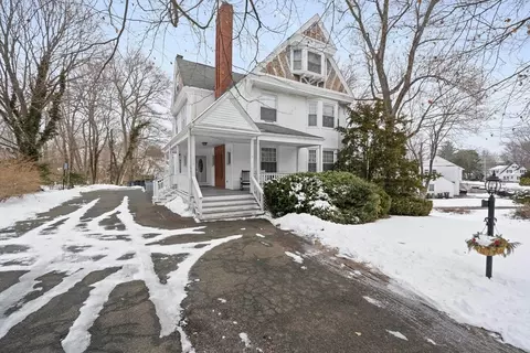 178 Pleasant St, Weymouth, MA 02190