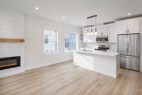 5 Oakhurst St #2, Boston, MA 02124