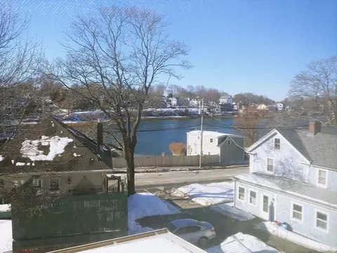6 Reynard St, Gloucester, MA 01930 photo 10