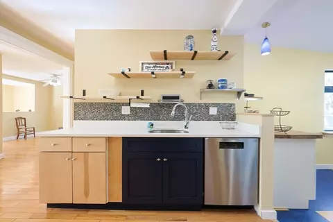 6 Reynard St, Gloucester, MA 01930 photo 24