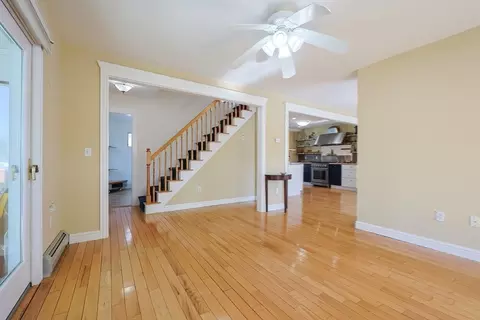 6 Reynard St, Gloucester, MA 01930 photo 18