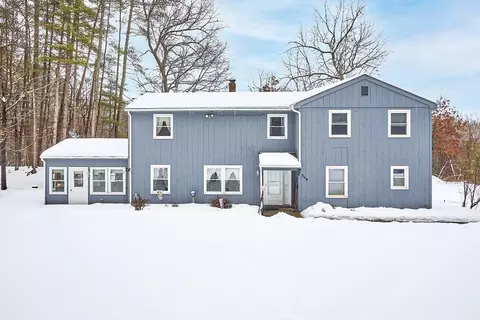 54 Stillwater Rd #B, Deerfield, MA 01373