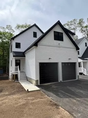 22 Cooper Rd, Webster, MA 01570