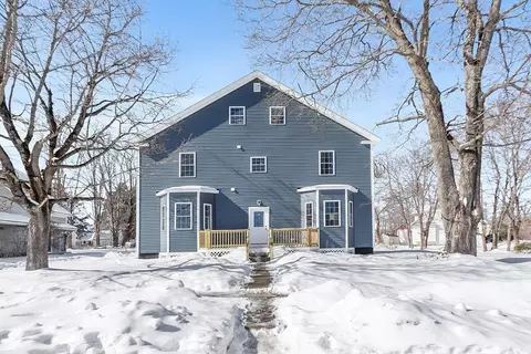 14-16 School Sq, Winchendon, MA 01475