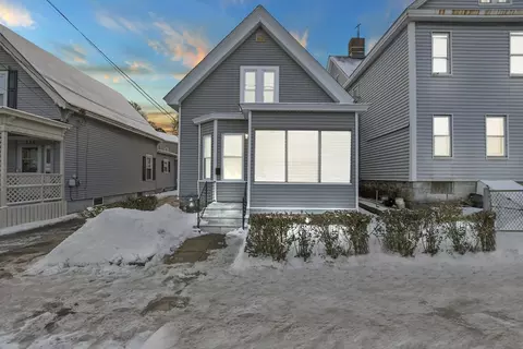 220 Westford St, Lowell, MA 01851