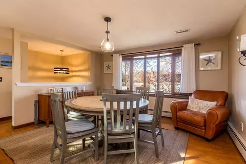 Dining - 12 Arthur St, Wareham, MA 02532 photo 2 of 3