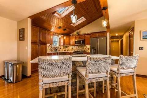 Kitchen - 12 Arthur St, Wareham, MA 02532 photo 2 of 4