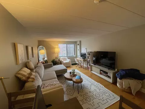 1933 Commonwealth Ave #206, Boston, MA 02135