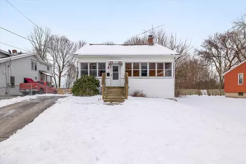 10 Seattle St, Worcester, MA 01605