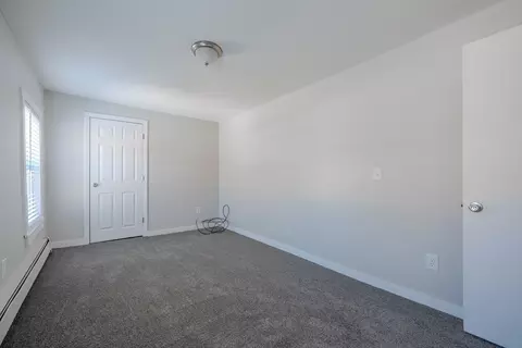 Bedroom - 38 Mill St, Pepperell, MA 01463 photo 11 of 13