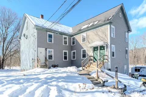 38 Mill St, Pepperell, MA 01463