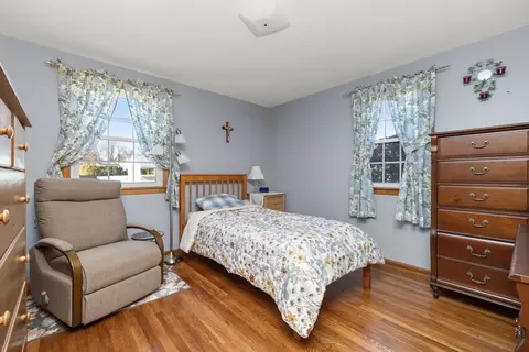 43 Lorimer St, Chicopee, MA 01013 photo 18