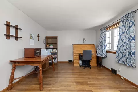 43 Lorimer St, Chicopee, MA 01013 photo 13